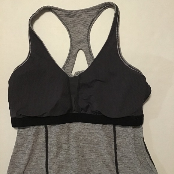Lululemon Athletica Women’s Tank Top Keyhole Racerback Gray/White Stripe - Picture 5 of 9
